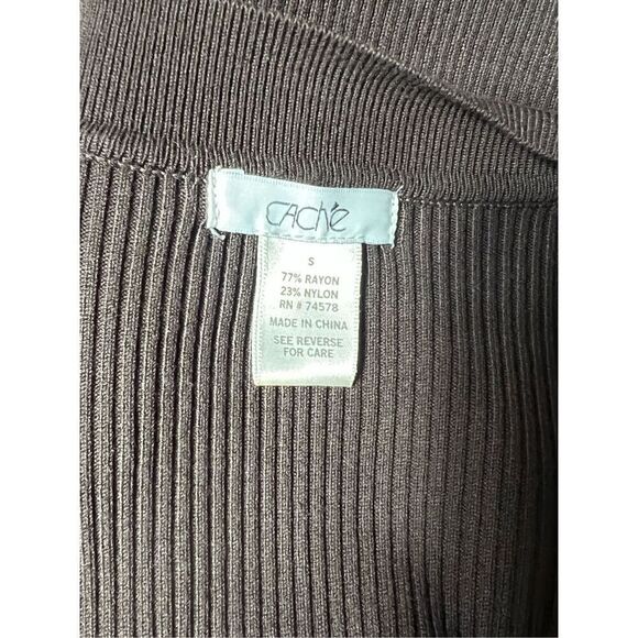 Cache Sexy Low Plunging Embellished 3/4 Sleeve Sweater Size Small - Picture 4 of 4